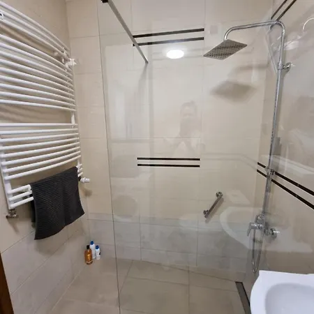 Botanik Apartment *
